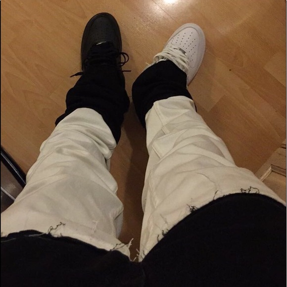 Custom Jeans - Picture 5 of 11